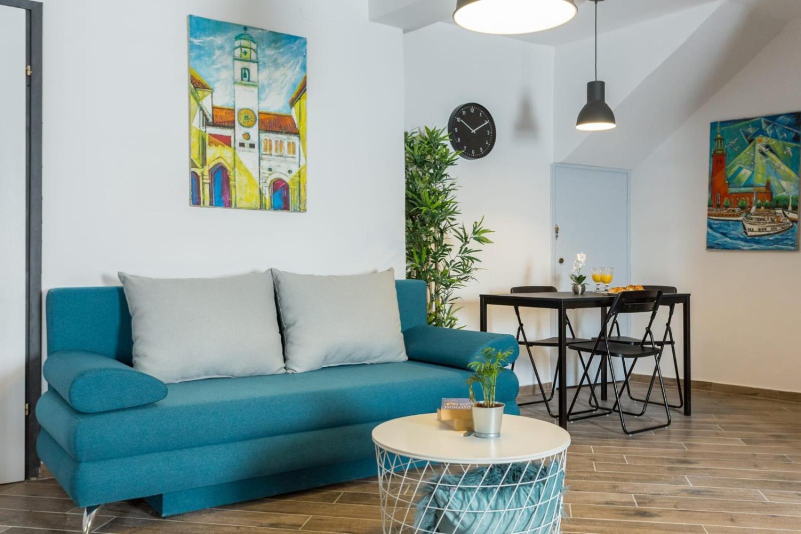 Old Town Apartment